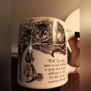 Alice in Wonderland Disappearing Heat Activated Cheshire Cat Mug
